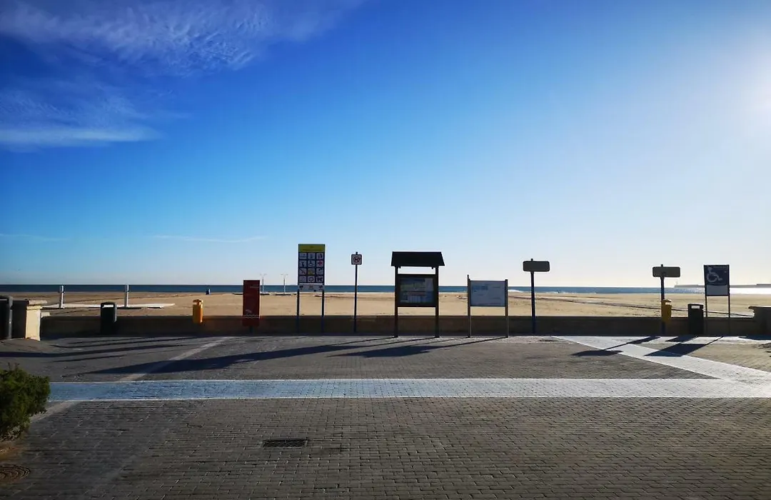 Unifamiliar Junto Al Mar-1